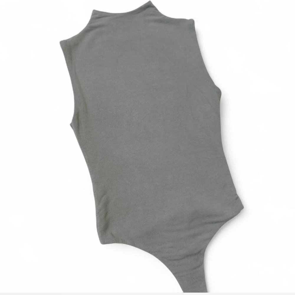 Mock Neck Sleeveless Bodysuit